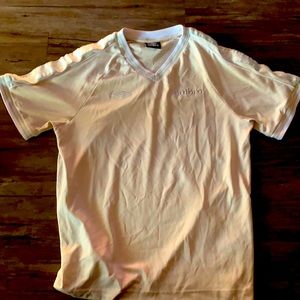 Size medium Unisex Umbro shirt